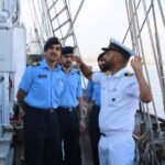 आईएनएस सुदर्शिनी ने लोकायन 26 के पहले पोर्ट कॉल को पूरा किया, भारत–ओमान समुद्री संबंधों को मजबूत किया