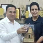 फिल्म अभिनेता अमन वर्मा ने की फिल्म विकास परिषद के नोडल अधिकारी से भेंट